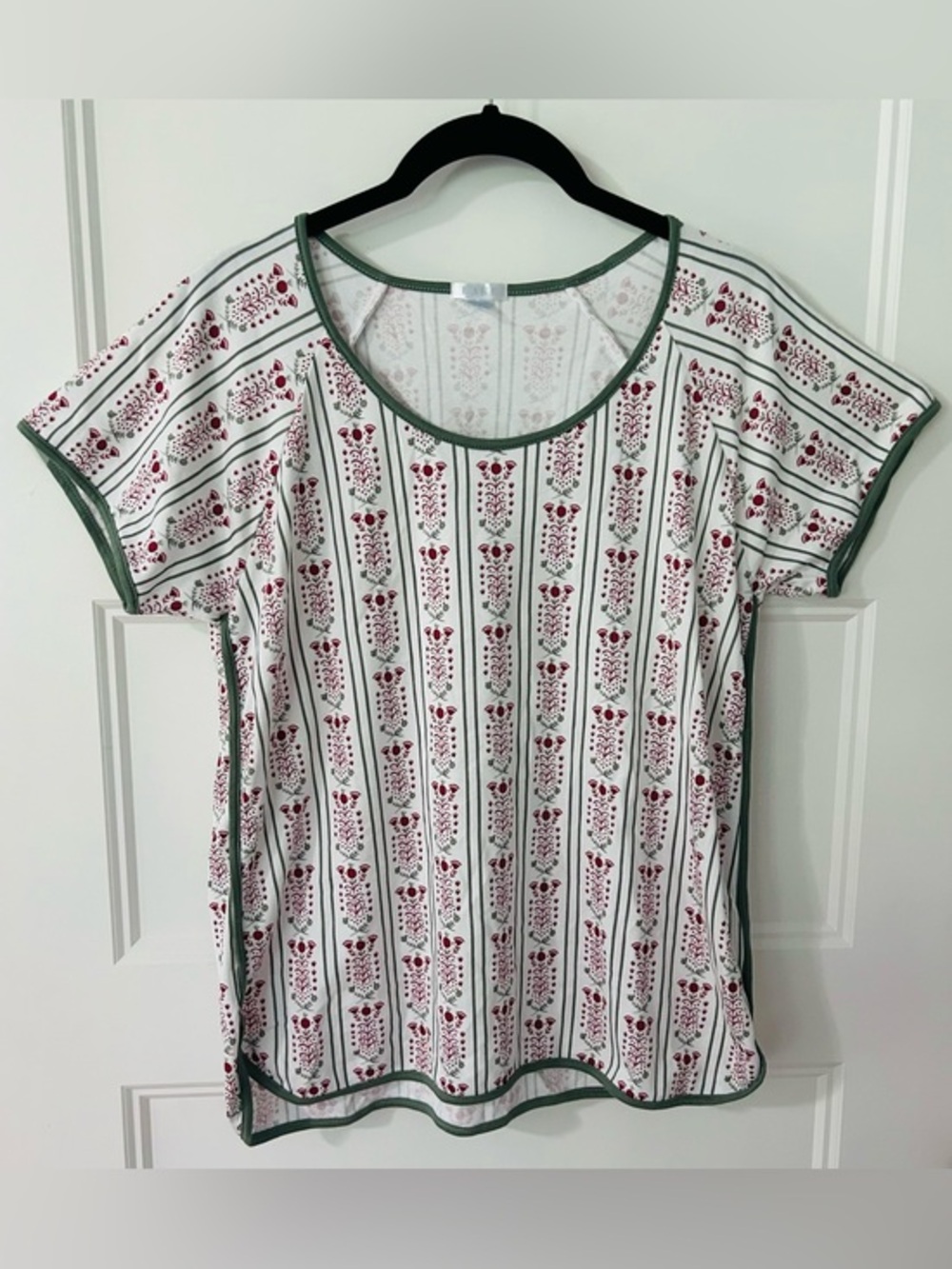 Lake Peru Pima Cotton Floral Print Tee Green Trim Women M Comfy Soft Cottagecore